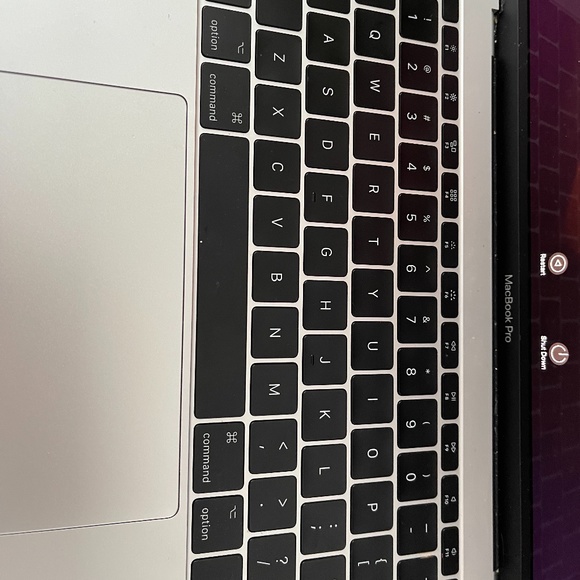 MacBook Pro 13inch